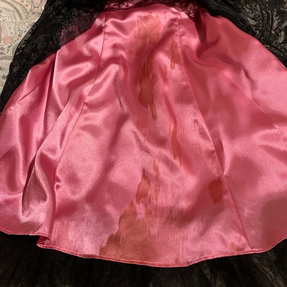 Date Night Dress - large discount with drink stain - Picture 3 of 12